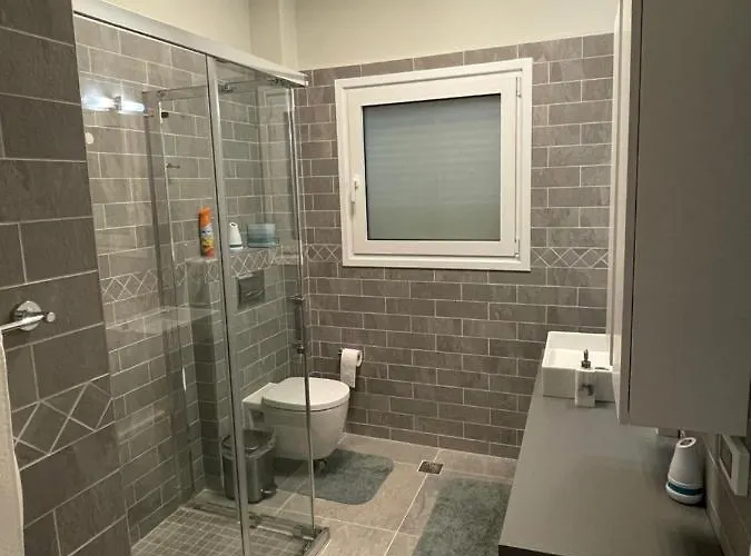 The View No2 'the Emmanuel' شقة