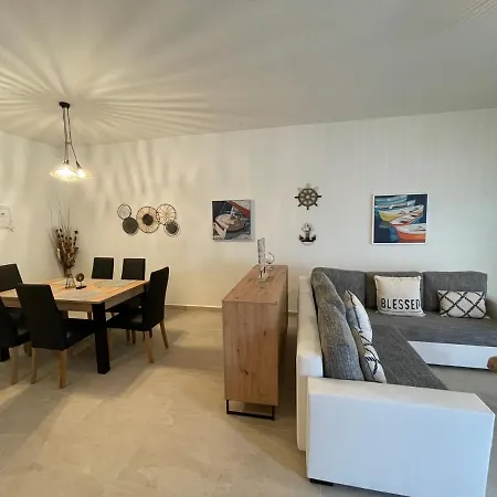 Apartman The View No2 'the Emmanuel' Kirá Panajá