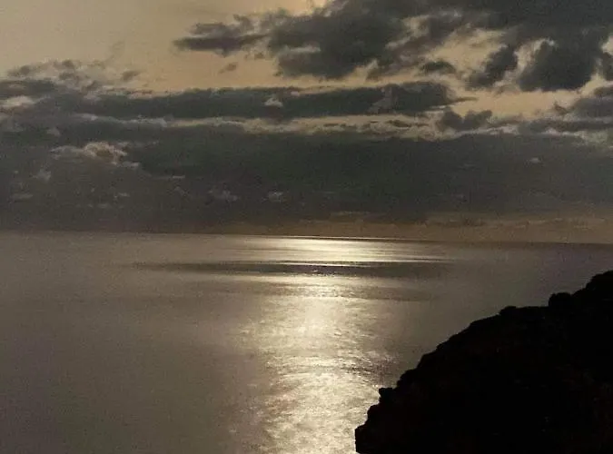 The View No2 'the Emmanuel' Appartamento